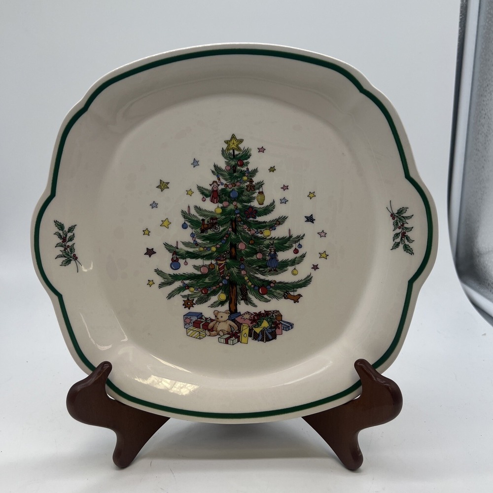 Nikko Happy Holidays Christmas Tree Cake Plate Serving Tray  10" Free Shipping